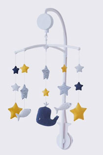 Le mobile pour enfant il adore